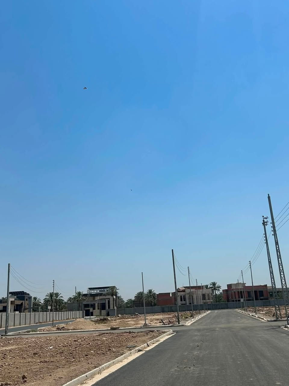 بيع وشراء القطع الأرضي حي القضاء الكاظمية ***********
