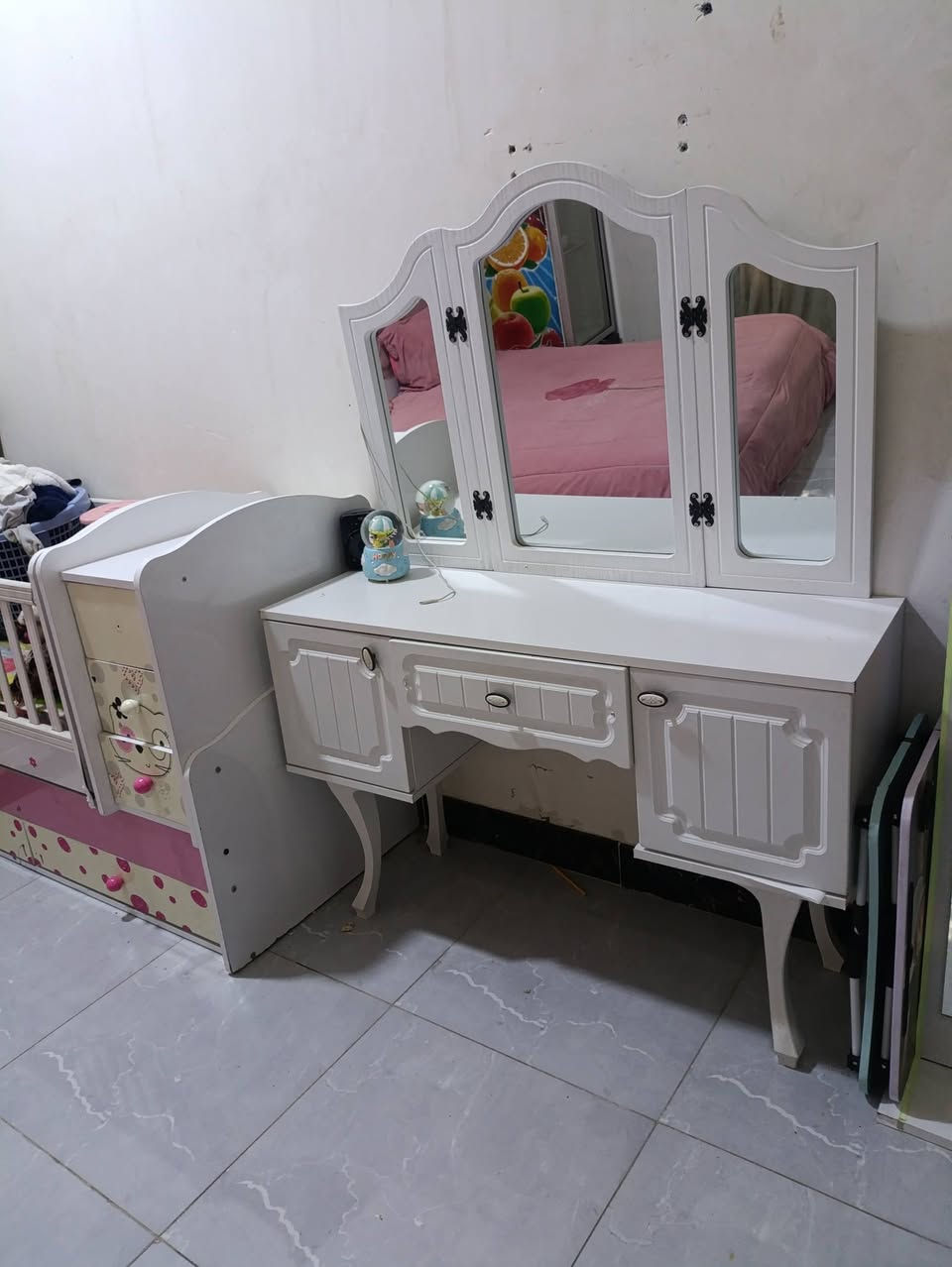 غرفه للبيع ***********
السعر ٥٠٠
