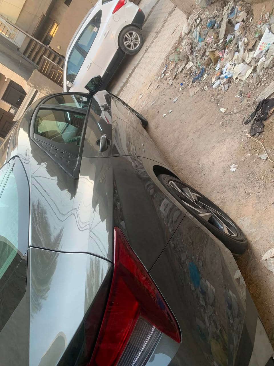 السلام عليكم

Elantra 2024 

حادثه خشم الجاملغ الايسر والبنيد مبدلات ومصبوغات  والقديمات موجودات 

وهنا بل عراق بيه باب السايق نظربت بعده على حطته مالاعب بيه 

بدون دواخل بدون شواصي كفاله سياره 

ايرباك دركه بس 

🏁🏁🏁🏁🏁🏁🏁🏁🏁

⬜️◻️▫️⬜️◻️▫️⬜️

المسافة المقطوعة : 35 الف.  
مو ميل  يعني تطعل بحدود ال 22 ميل  🚶

حجم المحرك: 2000دوش 💪🏻

اللون : فيراني 

🏁🏁🏁🏁🏁🏁🏁🏁🏁

⬜️◻️▫️⬜️◻️▫️⬜️

🚗🚗🚗🚗🚗🚗🚗

🚗🚗🚗🚗🚗🚗🚗

الإضافات :  

شاشه دجيتل متصله بالكامل 📺

بصمة تشغيل 🌃

بصمة ابواب  2️⃣

بصمة صندوق📱

تشغيل عن بعد

رادار امامي رادار خلفي وجانبي  👈🏻

مانع تصادم بريك ذكي2️⃣

حساسات امامية 

تحديد مسارات  

مدخلين شحن واوكس 

تبريد بيانو منفصل 🅿️

تشغيل عن بعد ☝🏻

دشبول لد بلادي الوان ​👈🏻

نقطة عمياء 🚨

إضاءة LED💡

ويل كب 🛞

شاشة تحكم لمس📺

اندرويد اوتو🤖

ابل كار بلاي🍏

خرائط 🗺️🧭

دخول ذكي🚪

كاميرا خلفية دوارة 🚥

حساسات اطارات 🛞

مثبت سرعة Cross

اضوية امامية LED

نضام قيادة ذاتية🚘

انارة أضوية اوتوماتيك 

3انضمة قيادة (eso,Nor, Sport( 

السعر(143) 
مكاني بغداد الدوره ***********
