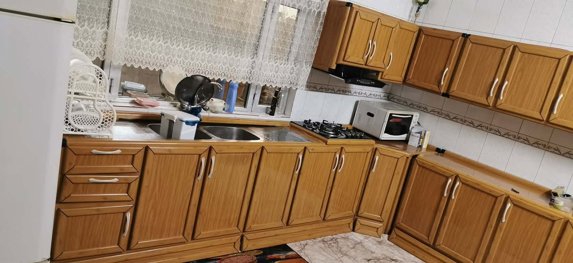 سڵاو🦋
ئەم كەوانتەرو سنە بۆ فرۆشتن🌟
ئەلەمنیۆم🌟
دەستكردە🌟
قیاسی🌟
كەوانتەر ٢،٦٠ سم🌟
سنەكەی بە بەشی تەباخەكەوە ٢،٧٠ سم🌟
بەمرەشەح و تەباخەوە🌟
لۆكن ئیشیان نەكردوە🌟
نرخی ٥٥٠ هەزار🌟
پارێزگای هەڵەبجە📍
,,,,,,,,,,,,,,,,,,,,,,,,,,,,,,,,,,,,,,,,,,,,,,,,,,,,
ئێوەش هەر كاڵایەكتان هەیە بنێرن🛍️
 لەهەرشارێکن🌎‌
 ناوتان دەرناکەوێت🥷
بەزوترین کات🕰️
بۆتان ئەفرۆشین بەنرخی گونجاوو
فۆڵۆی پەیجەكەم بكەن سوپاستان ئەكەم🙏


**إذا كنت صاحب هذا الإعلان وتريد حذفه لأي سبب، رجاءا أرسل رسالة إلى الدعم الفني**