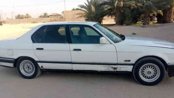 سلام عليكم شباب بيم دبليو موديل 91للبيع كير مكينه مكفولات سياره بيه بس باب بي ظربه تواصل ***********شرط تحويل محرك مفتوح 735
