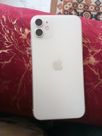 ايفون 11 عادي لل بيع مقفول ايكلود جهاز جدا نضيف بس اني ماعندي وقت اسوي...