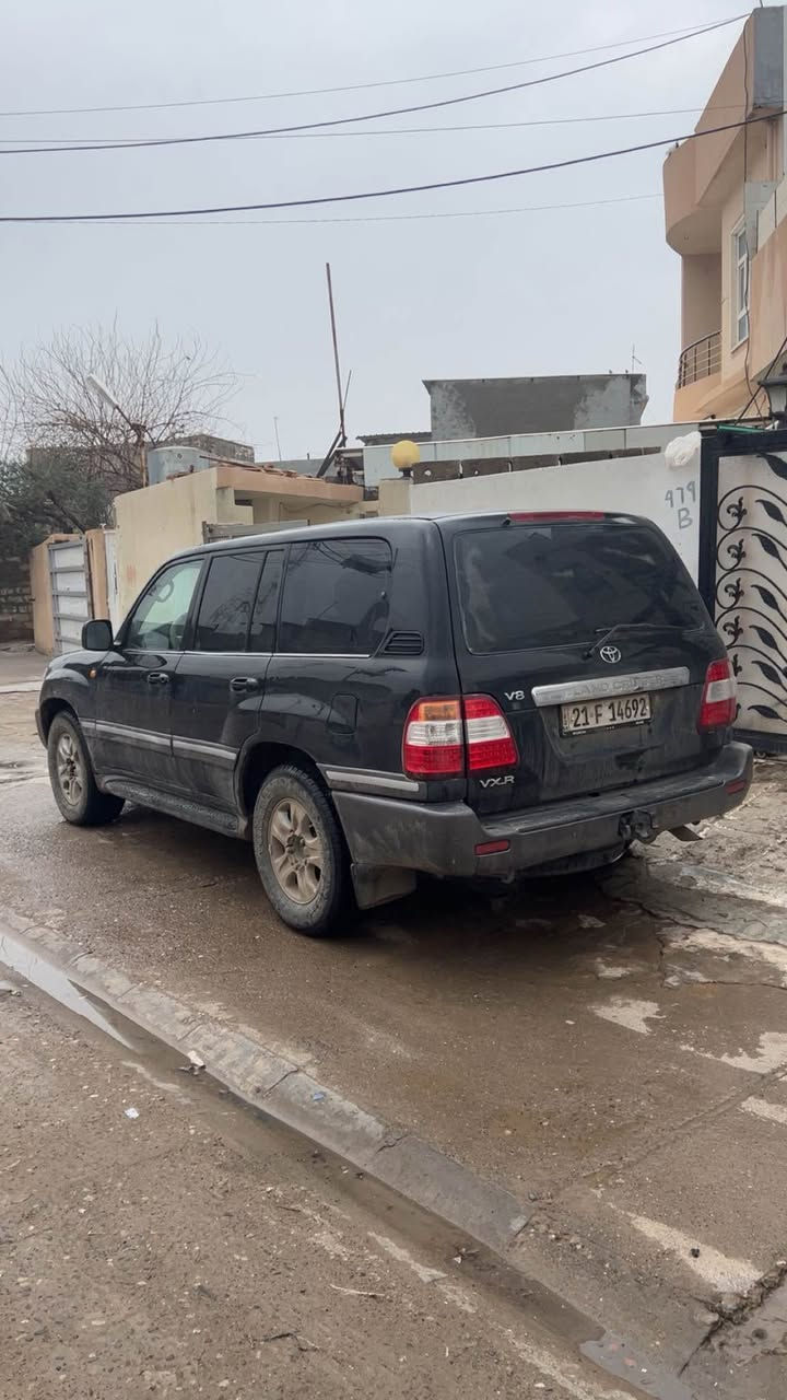 مؤنيكا 2000فول مواسه فا 8 پستن بەشەرتی  گێر ومەکینە و تەبریدو  ھەموگیانی  بەشەرت 
سنەوی  نوێیە  رەقەمی نوێیە   سەیارەکە    
  پێشودوای  لێدانی  نیە سە یارەکە  زۆرجوانە مالێ  دۆستە 
لەهةوليردادەنیشم 
***********
