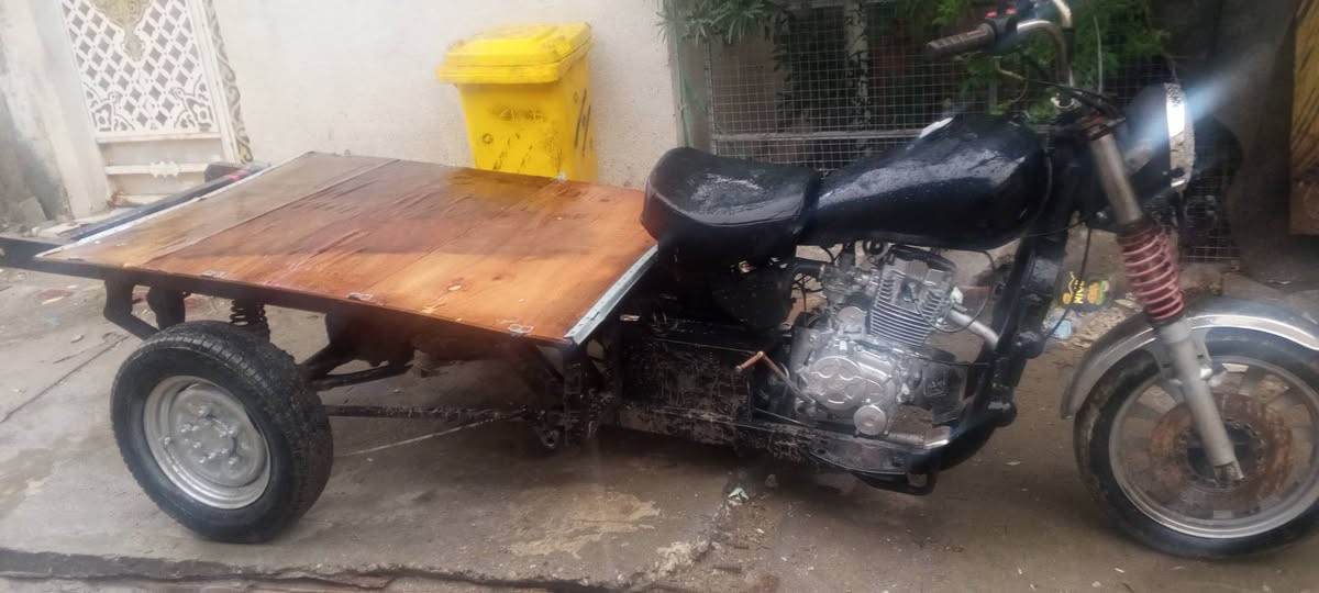 ستوته ليفان بدون بدي للبيع شاصي مكفولمكينه خيط تبخير 
شغاله كهربائيات شغاله للببيع او مراوس السعر (600)( ( ***********)
