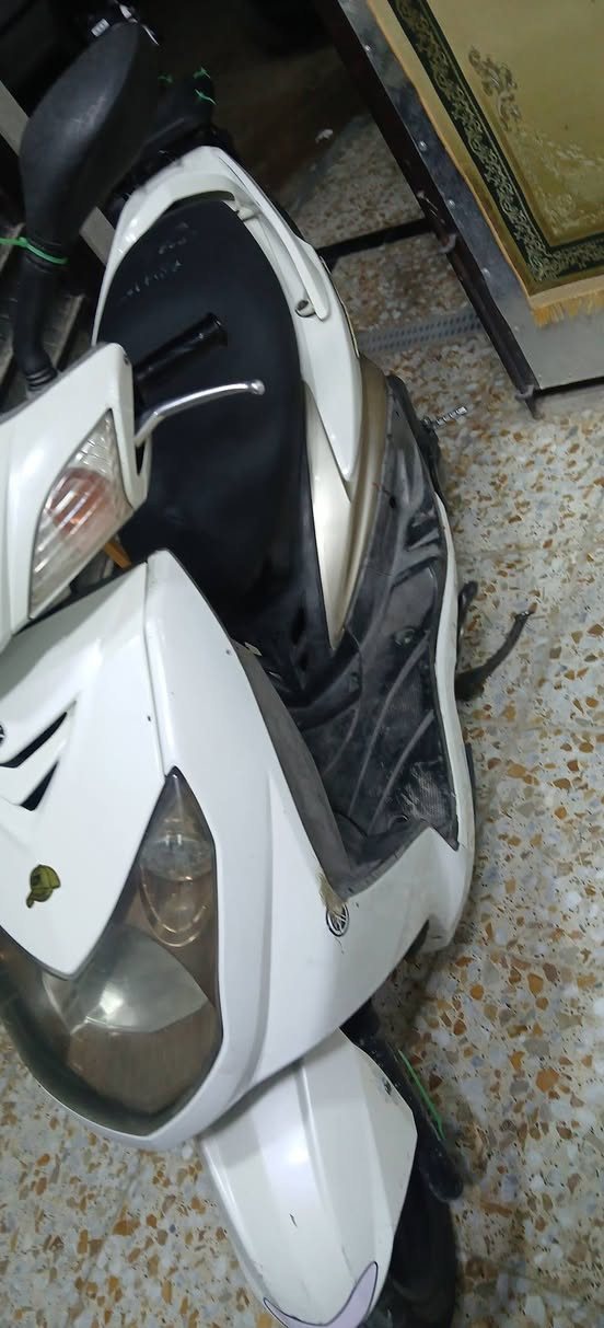 سلام عليكم دراجه سكنس فحل ياباني قبق نفخ بلاديه كلهاموديل 2011 جيب فيتر وفحص عنوان حسينيه مال راشديه
***********
