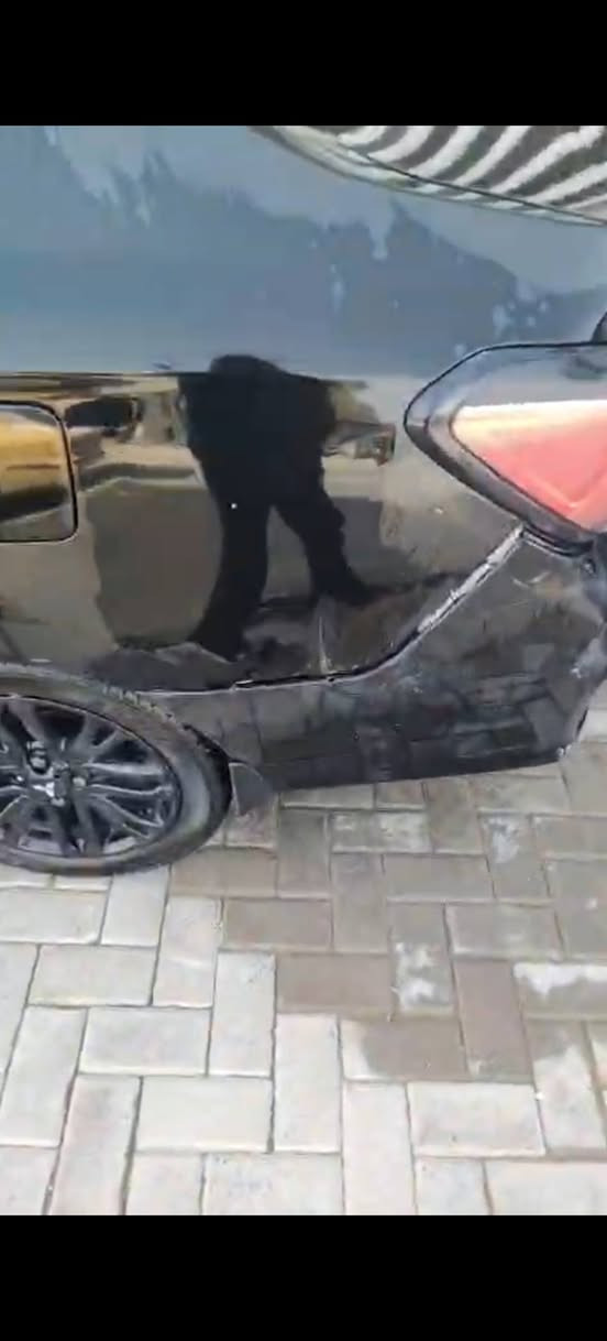 اقرا التفاصيل
السعر ٦٣ ورقه 
رقم مثنى معوقين
موديل ٢١
ماشيه ٦٠
بيه شويه  بالجاملغ الخلفي بدون صبغ علحطته
حادثه من أميركا شويه من البنيد فقط 
بيه شخوط بسيطه 
فقط البنيد ومصبوغ
المعوق متوفي 
وعندي وكاله ام الباركود رقمته بيدي وجبته بيدي زيرو ماشيه ٣٠٠ كيلو جانت فقط هسه ماشيه ٦٠ الف
متكفل بجيمع الإجراءات الخاصه بسياره لحد متخليه باسمك مكانه السماوه
***********
