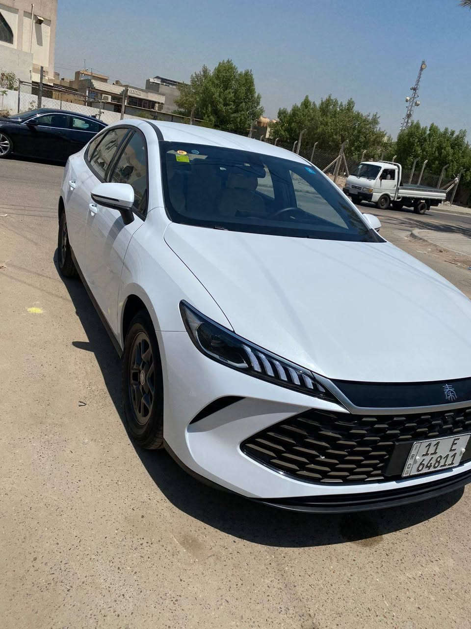 سلام عليكم بي واي دي كن بلاص داخل ابيض السياره زيرو بعدهه ماشيه 500كيلو الكلي  مكفوله كفاله عامه من الشخط بوضع الشركه بعدهه رقم بغداد بسمي غراض كامله السعر 18800 وبيه مجال المكان بغداد الدوره رقم الهاتف ***********
