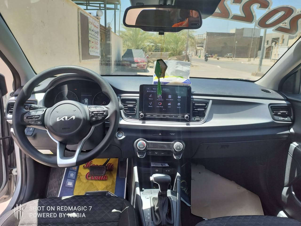 السلام عليكم كيا ريو موديل 22 وارد امريكي معوقين وكاله عامه السياره مكفوله كفاله عامه من صبغ او ضربه عدا الدعاميه الاماميه وشبر بارد بالجاملق الامامي جهت السايق 
#المواصفات
بصمه تشغيل 
بصمه ابواب
ويل كب بلادي 
ماشيه58 كيلو
محرك 1600 دبل نوزل
شاشه بلاديه 
تحديد مسار
مثبت سرعه 
وضعيات قياده 
سبورت وعادي 
كامره دواره 
السياره فول عدى الفتحه 
السعر125 وبيه مجال السياره حيل جديده 
***********
