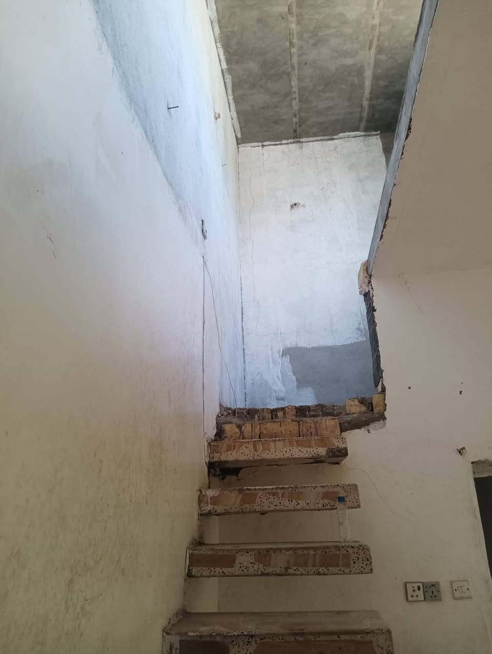 بيت للإيجار ابصخير نهايت شارع ملعب سايلو


**إذا كنت صاحب هذا الإعلان وتريد حذفه لأي سبب، رجاءا أرسل رسالة إلى الدعم الفني**