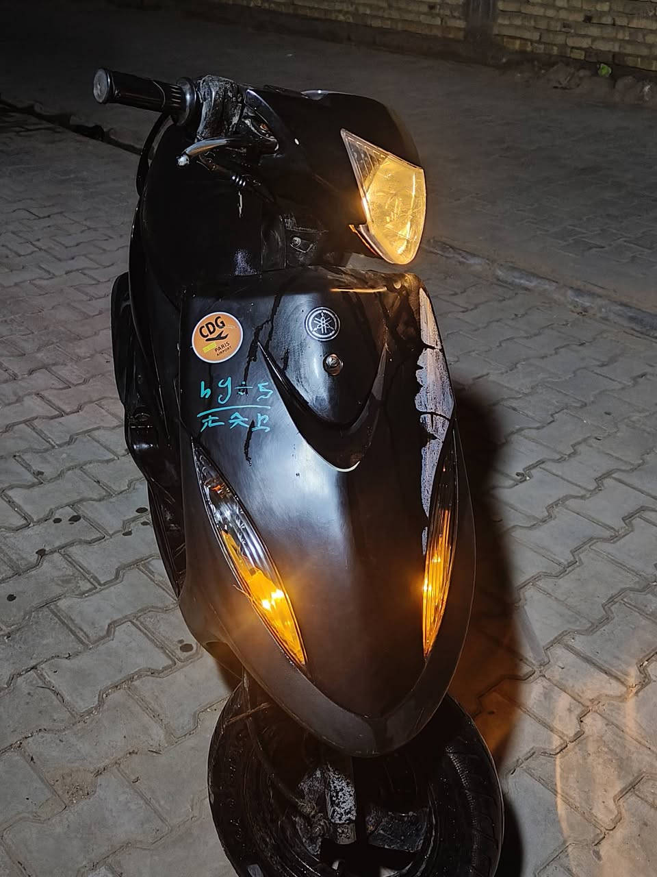 سلام عليكم دراجه ماكس عدله الدراجه جاهزه من كلشي توني ماخذه حاويه برغي ما مفتوح بيه غراضه كله بلاديه
ونضافه والله انظف من الصور .سعر(950) بيه مجال بصيط
***********
