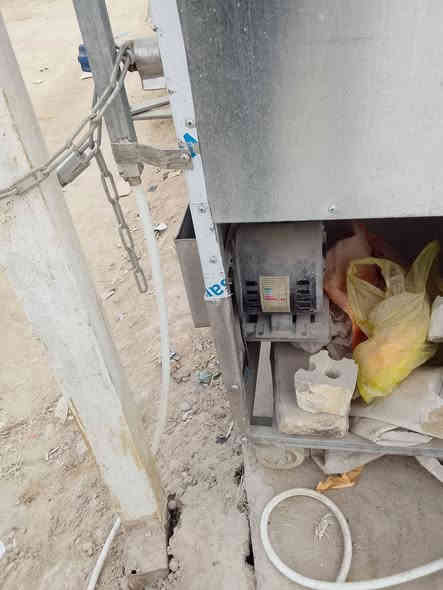 للبيع مكاني نجف  حي النداء ٥٥٠  اوبيه مجال شوايه جديد مستخدمه شهر فقط ***********
