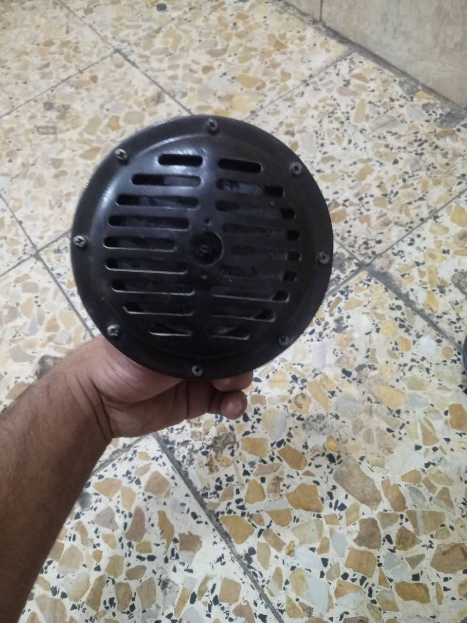 السلام عليكم. هورن  بوش  سعره 85بي مجال    هوه وراصطه مالته


**إذا كنت صاحب هذا الإعلان وتريد حذفه لأي سبب، رجاءا أرسل رسالة إلى الدعم الفني**