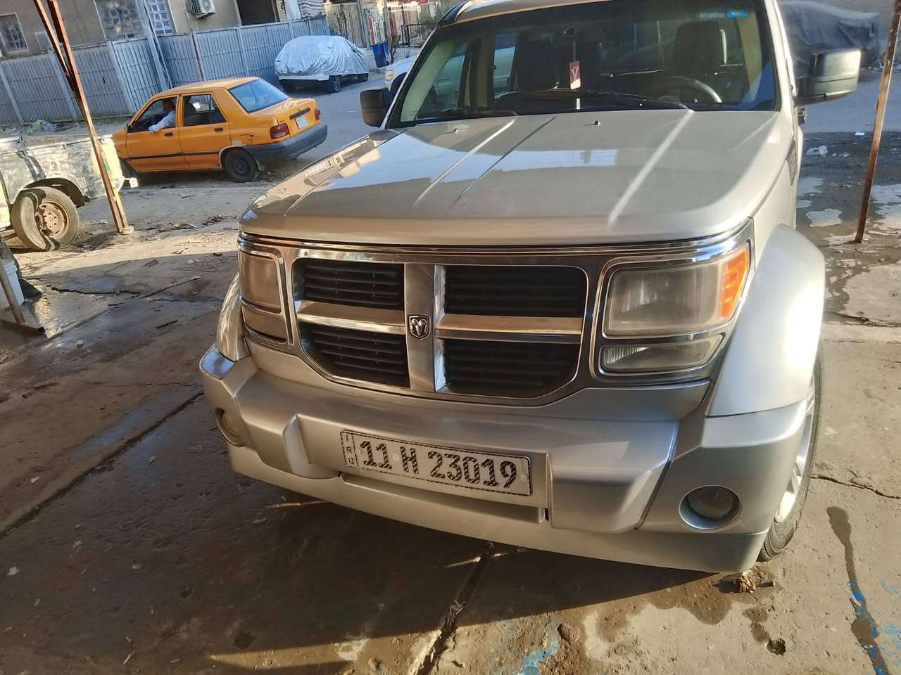 من رخصت الادمن للبيع اومراوس موديل ٢٠٠٨ سنويه لغاية ٢٠٣١ هزه جديده محرك كير مكفول وعالضمان بيها ضربه من الخلف فقط مصبوغه عام الباقي للجماليه عدا الضربه كهربائيات شغاله سنتر لك تبريد تدفئه شاشه تخم تاير سياره جاهزه المكان بغداد السعر ٧٠$ للاتصال ***********
