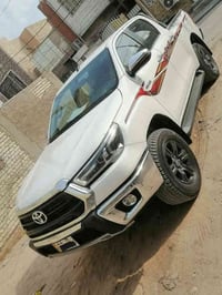 هايلوكس كويتي • ٢٠٢٥ • رقم بغداد