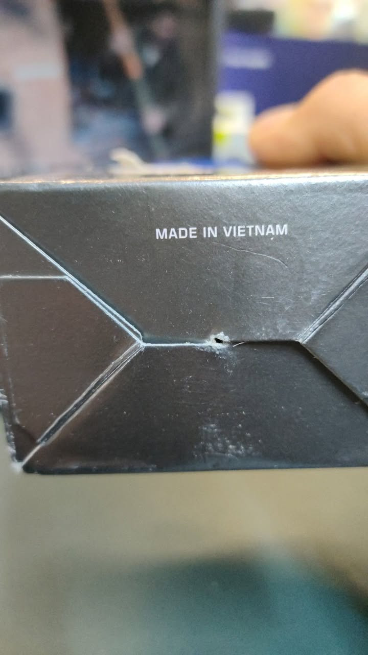 جوب حجم 26 فيتنامي  و بك قطعتين كلهم 15 الف


**إذا كنت صاحب هذا الإعلان وتريد حذفه لأي سبب، رجاءا أرسل رسالة إلى الدعم الفني**