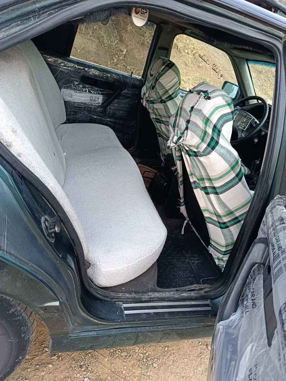 بيئيم موديل 1993 ئارمى پلاستيكى هه ولێر به شه رتى 
ئارم و ئه وليات مكينه 525ى كپس ديجيتال گێرعادى
سياره كه نمونه يه له جوانى و توندوتولى گێرو مكينه و اكسل و داروبه ردى به شه رته بێ ده حم و لێدراوه ته نها شانه كانى موسه نرخى 33و معامله يه كى برايانه له سورانم *********** أربيل, العراق
