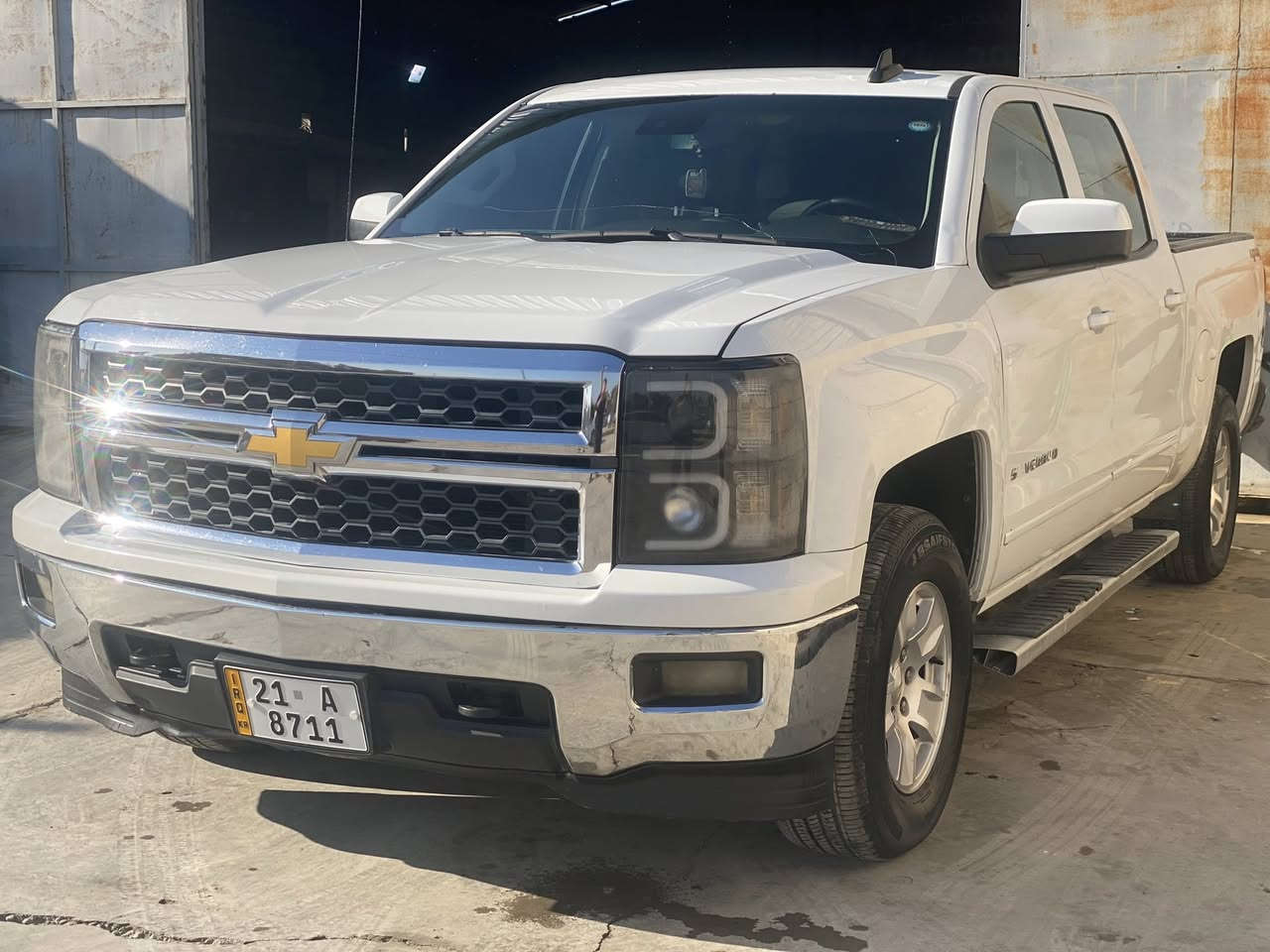 سلڤرادۆ مۆدێل 2015رسم سۆنەری دانەراو رقم سلێمانی سەیارەکە پاکو خاوێنە(V8.5.3) 190 ڕۆشتوە 
*********** 
سعر 185 گەڵامەعامالە
