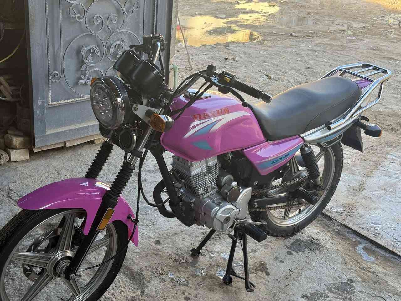 السلام عليكم دراجه دايون للبيع موديل 2022 اوراق الدراجه خير من الله سعرها 950 وبيها مجال مكان الحلة الهاشمية 
الارقام ***********
  ***********
