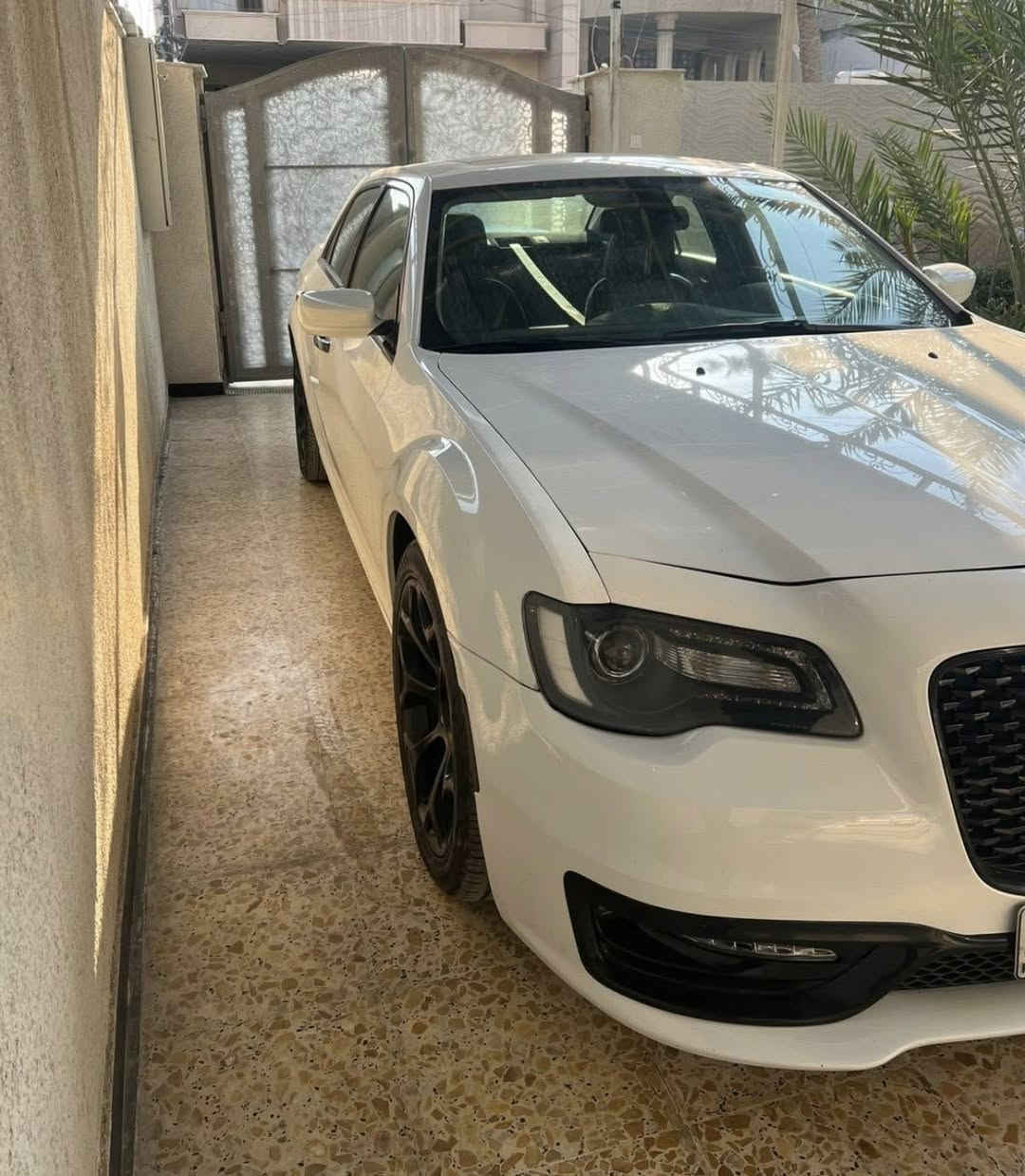 للبيع اومراوس بجارجر
كرايسلر اوباما C300 2015 كلين تايتل فقط مكانين بارد بيها لايتات ودعاميه دبل لحيه S
فول مواصفات لمتد السعر 235 بيها مجال
مكانها بغداد البلديات ***********
