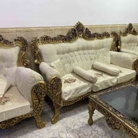 ١٠ مقاعد • نظيف • بلا عيب