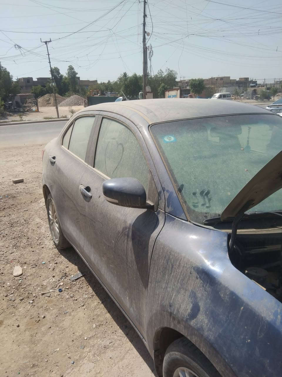 سوزوكي دزاير ٢٠١٨ للبيع اللون نيلي
سيارة حلوة وعملية ونظيفة واعتمادية العراق كله مفترة بيها 
 بيه بنيد مبدل وغير مصبوغ الجاملغ الامامي جهة السايق بيه بارد 
الباقي كله بلادي الكشر  شواصي  لغود ايرباك سليم
  بريك امامي خلفي جديد صدر جديد محرك وكير مكفولات كلج جديد قبل فترة بدلته وصارت عندي مشكلة بالمنظومة مال الكير تحتاج برمجة وتحديث السيارة متمشي وهذه صورها يم الكهربائي
السعر المطلوب ٧٧ ورقة وبيها مجال بسيط 
العنوان بغداد حي الإعلام قرب تقاطع درويش 
رقم الهاتف ***********
