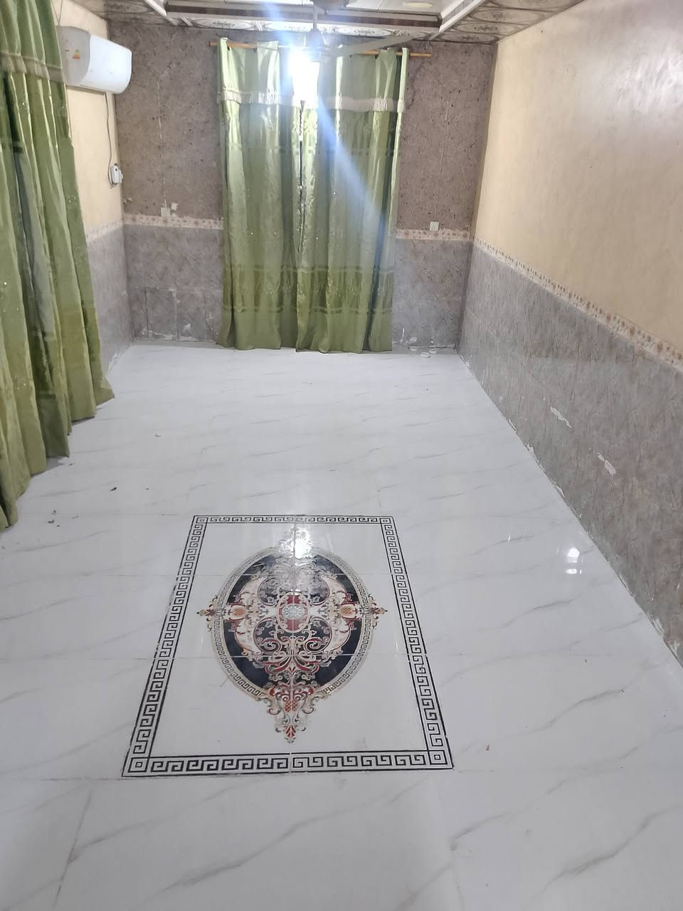 السلام عليكم خلفه سراميك جدران ارضيات لوح بورسلين مرمر كرانيت كراجات دروجه داخل سماوه ونواحياه  فقط شقل عليزر كبان يوميه مكطوعه متر وبل ينسب لاسعار. 
***********
واتساب تلجرام. تصال خط موجود
