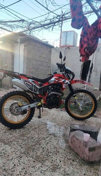 قفاز كاوير البيع مكفول من كلشي سعر 1300 وبي مجال حك جيه  الرقم ‏‪07863...