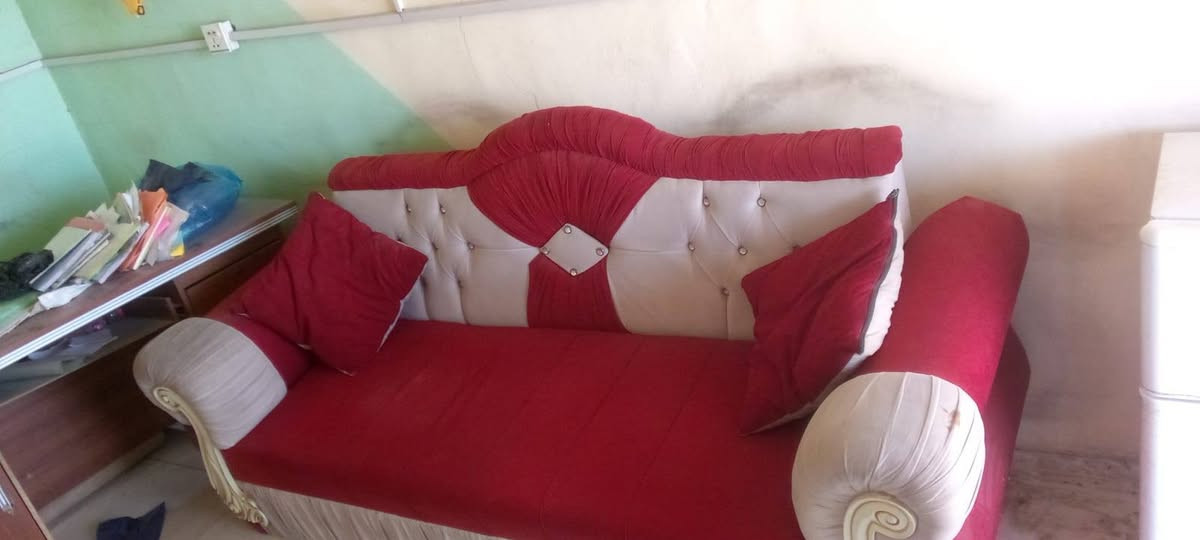 السلام عليكم تخم وميز مكتب وكرسي مالته للبيع مستعجل مكاني كربلاء قرب سيطره الابراهيميه لشراي يتصل ***********
واتساب وتصال
