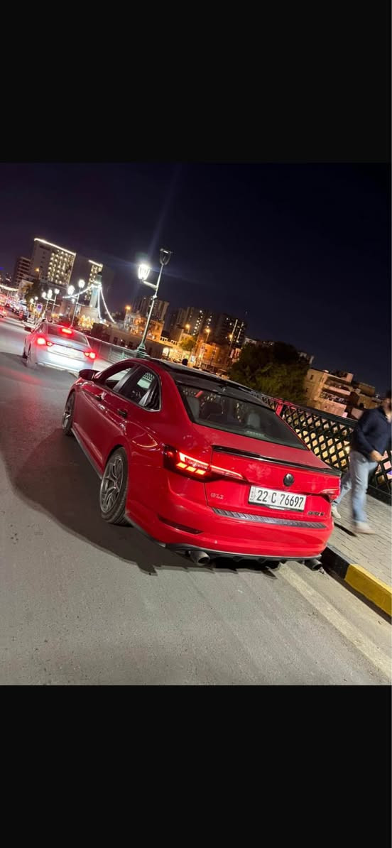 VW Jetta GLI Autobahn 2021

الموديل:٢٠٢١ 
الممشى :٦٢ الف ميل (٩٩ الف كيلو قابل للزياده) 
الفئة : Gli autobahn black package سقف اسود مذكور بلسنوية 
الضرر : تبديل بابين الايمن وبنيد نفس اللون صبغ ربع جاملغ الخلفي فقط سونار وصور الحادث مرفقه 
حالة الايرباك: سليم فقط دركة ومبدل ب اصلي 

المواصفات : 
مكينه ٢٠٠٠ توربو غير مفتوح 
كير DSG 7 نمر 
لايتات امامي وخلفي ليد واوتو عالي ناصي 
رادارات ٣٦٠ درجه (ACC, blind spot, CTA, LKA, FCW) 
كشنات تدفئة تبريد وكشن سائق كهربائي وخزن ميموري 
تبريد منفصل 
شاشة كبيره لمس وايمائات وعداد سرعه شاشه دجتل 
٥ مودات قياده ونظام دبلات تفاعلي DCC 
اوتوستارت ستوب وتراكشن ٣ مودات 
نظام صوت Beats عشر سماعات ودمام بلصندوق 
نظام فتح واغلاق النوافذ من الريموت واوتو عند المطر واربعه جام اوتو
بانوراما 
مري تدفئه واشاير بلمري ونقاط عمياء وقلابه عند الرجوع 
ابل كار بلي واندرويد اوتو وشواحن كلها تايب سي 
شاحن تليفون وايرلس 
بصمه وتشغل عند بعد 
وبعد هوايه مواصفات 

التزويد : 
CTS downpipe 
Turbo upgrade 
map sensor R 
muffler delete 
APR active exhaust 
kayo star intake 
ECU tune 

الاضافات : 
سبويلر جامله خلفيه 
مثلثات 
كفرات مري ويدات 
ويلات BBS اصلي ب١٢٠٠$ 
فلنجات بيرفورمانس 
ستيرن كابرون فورجد اصلي 
تغليف فورجد للدشبول 

السياره عليها ادامه كامله من دهن واذاين ولويات وكيس مكينه حديد وباتري امرون وكلشي بيها شغال وبدون اي عطل او مسج وعلما ان السياره مبرمجه فقط عله مود السبورت باقي المودات كلها ستوك واستخدام يومي 
تزويدها بحدود ٤٠٠ حصان موصله وصوتها رعب من تفتح الاكزوز وسايلنت من تسده فمتحير بمرور او شي
***********وتس اب
مكان اربيل بيع - مرواس Singapore
