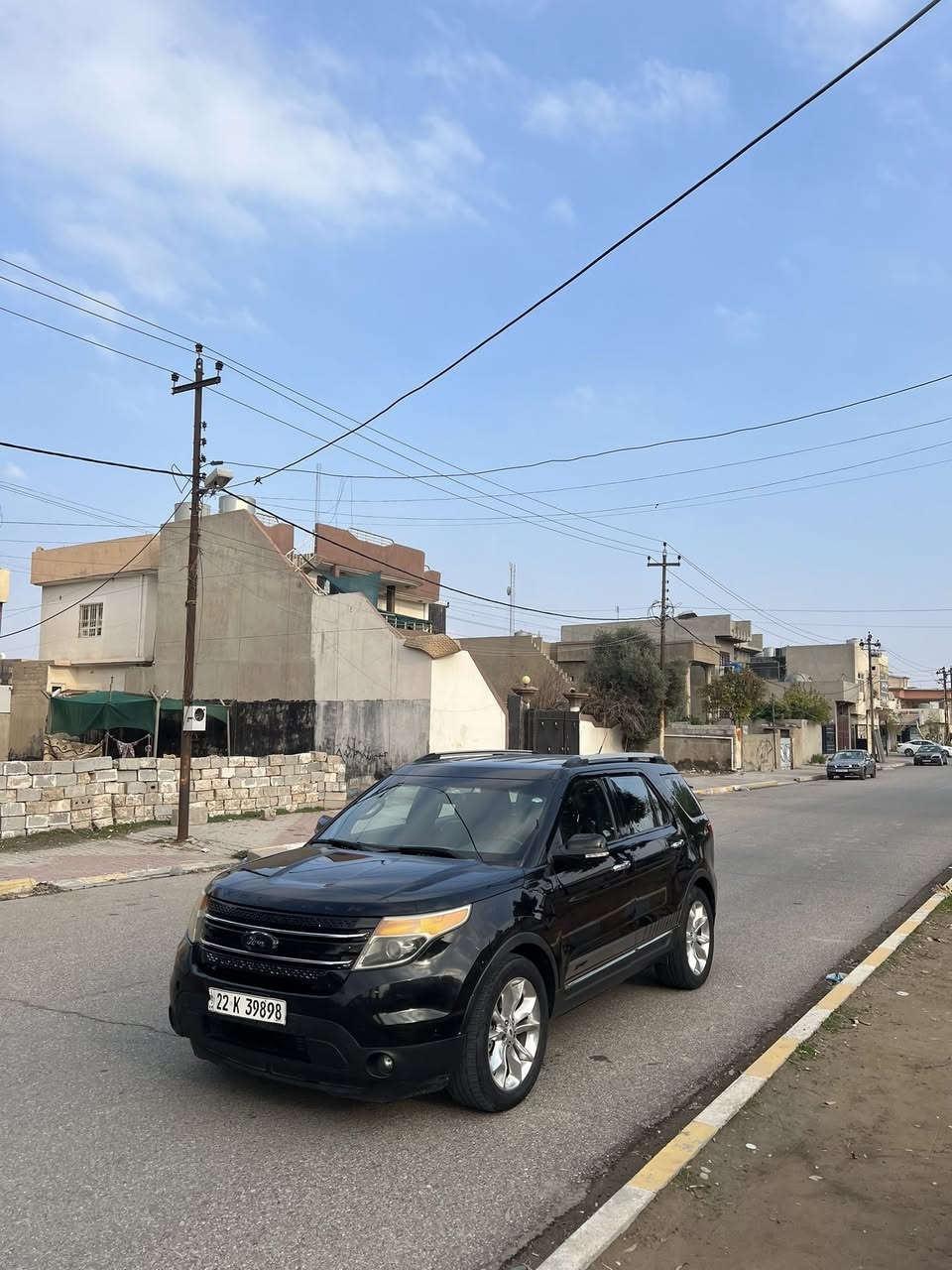 Ford Explorer2012  xlt فورد اكسبلور 
ماشيه220 الف ميل  حقيقي 
السياره بدون صبغ بيه فقط قبغ اللصندوق امبدل بلادي  فقط 
المواصفات : 
-تحديد مسار
-زينون
-تحكم لمس
- مكينة ٦ سلندر 
- ٧ راكب
- ٣ قطع تبريد
- داخل لون اسود 
- تحكم ستيرن 
- شاشة 
- كاميرا خلفية دوارة
- كود ابواب 
السياره بسمي رقم جديد تحويل ثاني يوم وبطاقه بانزين بيه 
كير جديد كير محرك شرط لا صرف ولا بخار واتار بم جديد 
السعر 154Ford Explorer2012  xlt فورد اكسبلور 
ماشيه220 الف ميل  حقيقي 
السياره بدون صبغ بيه فقط قبغ اللصندوق امبدل بلادي  فقط 
المواصفات : 
-تحديد مسار
-زينون
-تحكم لمس
- مكينة ٦ سلندر 
- ٧ راكب
- ٣ قطع تبريد
- داخل لون اسود 
- تحكم ستيرن 
- شاشة 
- كاميرا خلفية دوارة
- كود ابواب 
السياره بسمي رقم جديد تحويل ثاني يوم وبطاقه بانزين بيه 
كير جديد كير محرك شرط لا صرف ولا بخار واتار بم جديد 
السعر 145 وبي مجال للشراي  
المكان كركوك

الرقم: *********** بي واتساب
 
 رقم هاتف *********** وبي مجال للشراي  
المكان كركوك

الرقم: *********** بي واتساب
 
 رقم هاتف ***********
