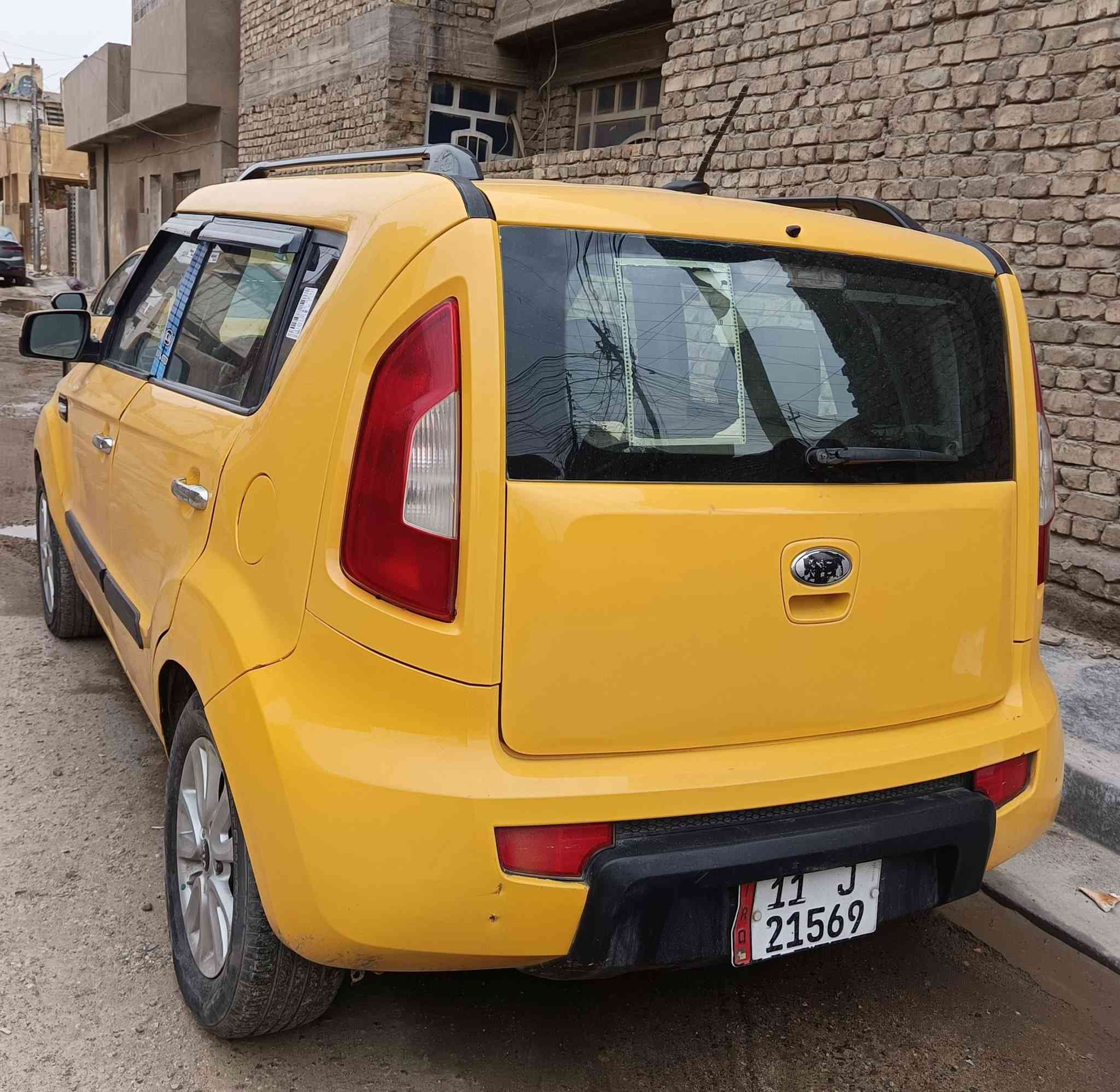 ب ٦٧ ورقة....كيا صول ١٣ امريكي حادثها جاملغ وباب محرك دوش ..السيارة جاهزة من كير ومحرك وتبريد وصدر وتخم تاير  *********** مكاني بغداد جديدة
