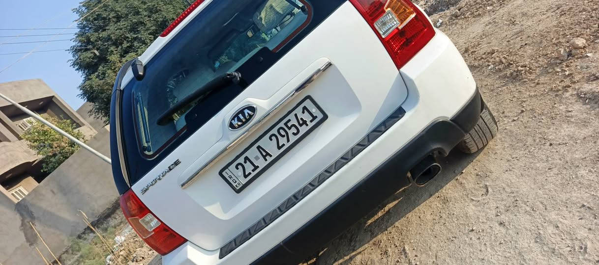 السلام عليكم سبورتج 2010خليجي كامله بسمي تبريد تدفئه سياره مكفوله سياره خير من الله سنويه 28 تحويل ثاني يوم مكينه 2000 سياره جاهزه من كلشي سعر 133وبيهه مجال هاتف‪***********‬‏ مكان السياره ديالى
