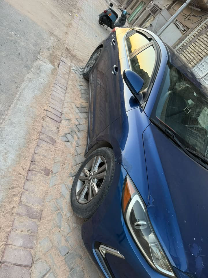 السلام عليكم
للبيع النترا 2018 امريكي
حادث فقط البنيد بدون ايرباك وبدون شاصي 
السعر 128
الهاتف ***********
