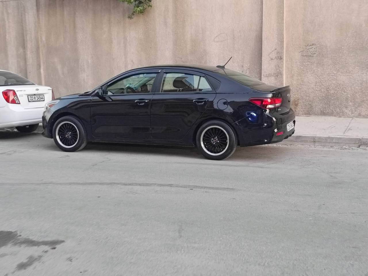 كيا ريو 2019 للبيع بدون ضرر السعر  120 رقم موبايل ***********
