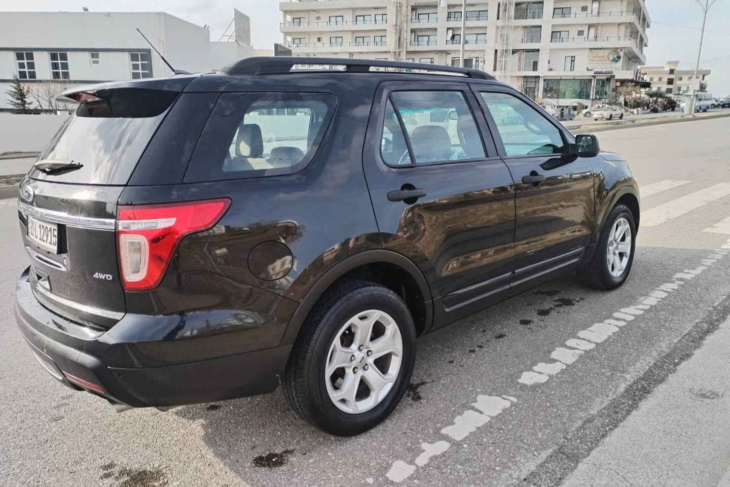 فۆرد ئێکس پلورە مۆدێل 2012 مواسەفات ئەمریکی 
دەعمی نیە بەس وردەی هەیە 
141000 مایڵ ڕۆشتوە 
سەنەوی تا2029تازەیە بەناوی خۆمانەوەیە 
هیچ مەسرەفێکی تێدانیە 
زۆر پاک و خاوێن 
هەموو گیانی بەشەرت نەکراوەتەوە 

سـعـر : لە کۆمێنت داوابکە ڕاستەوخۆ بۆت دێت 📥 

گێر و مەکیەنەی بەشەرت 
هیچ کێشەیەکی تێدا نییە 

ژمارەی خاوەنەکەی 
***********
***********
