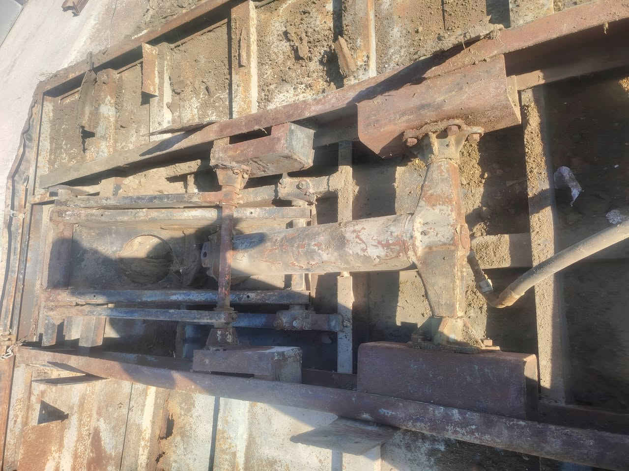 سلام عليكم
ونج مال نيسان قلاب
***********
