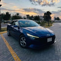 للبيع النترا 2021 امريكي صبغ فقط جاملغ امامي يعني قطعه وحده وسونار كدا...