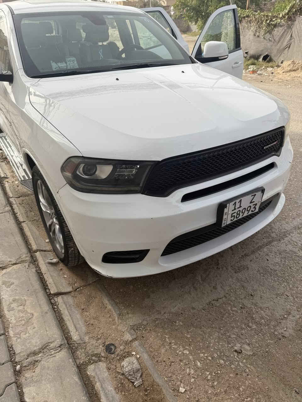 السلام عليكم

🚨 دودج دورانغو المرغوب GTفول مواصفات للبيع 🚨

موديل: 2109 -لون ابيض خليجي من شركة هارلم 

مرقم بغداد باسمي مكانه النجف

المسافة: 94كم فقط

المحرك المرغوب : سته سلنتر
 
السيارة نظيفة جدًا وبدون أي نقص.اخوان فقط بيه شخوط مامصلحه 

💎 المواصفات:

فتحة سقف بانوراما

تشغيل بصمة + بصمة أبواب 

كشنات جلد كهربائية مع خزن وضعيات

تبريد + تدفئة للكشنات

ستيرن كهربائي + تدفئة + شفتات

شاشة كبيرة مع نظام ملاحة وخرائط

– 

وضعيات قيادة (Eco / Sport)

تبريد 3 مناطق

تشغيل عن بعد

دفع رباعي (4x4)

صندوك كهربائي

حساسات خلفية + مانع انزلاق

لايت LED زينون

أبل كاربلاي + AUX

Auto Stop (توقف ذاتي)

الموقع محافظة النجف الاشرف

📞 للتواصل: ***********

السعر واتساب اخوان عندي ملاحظه اي شي اتصل تدلل
