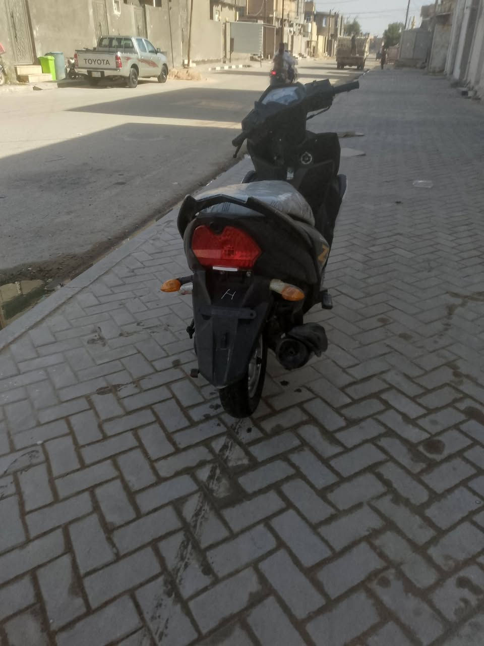 زت ار موديل 19 دراجه من الويل للويل جاهزه من كلشي نكره دراجه مكينه خرسه تخم تاير جديد بيها
سعر 650 عنوان سماوه حي الحكم الشراي يتصل 
***********
واتساب
