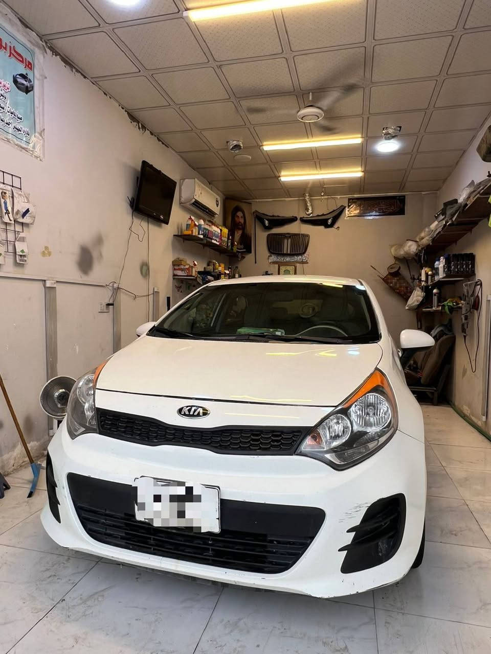 السلام عليكم كيا ريو موديل 13 وارد امريكي محرك 1600 رقم بصره مشروع وطني سنويه لل 29 حادث جاملغ وبنيد مبدل أصلي تفصيخ السياره جاهزه من كلشي محرك كير حداده تبريد تخم تاير جديد اصلي كوري مكان السياره بصره السعر 82 هاتف ***********
