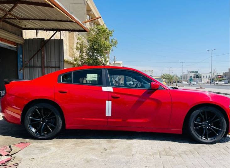 سلام عليكم للبيع جارجر 2016وارد كندي بدون حادث هنا بل عراق صار بيها تبديل بيبان اصليات نفس الون بدون صبغ  فقط الباقي كفاله مواصفات SXT تو ويل محرك 3600 رقم بغداد دولي  سياره داخل جلد احمر سقف روز رايز كشنات حضن تدفئه   تحكمات شاشه كبيره كامرا مرايه هيتر عاكس لضوء سياره بلاديه  حجر البيئه بلادي تخم تاير حداديه خلفي امامي تبريد سياره جاهزه من كلشي مكاني بابل سعرها 195مجال بصيط  ***********
***********
