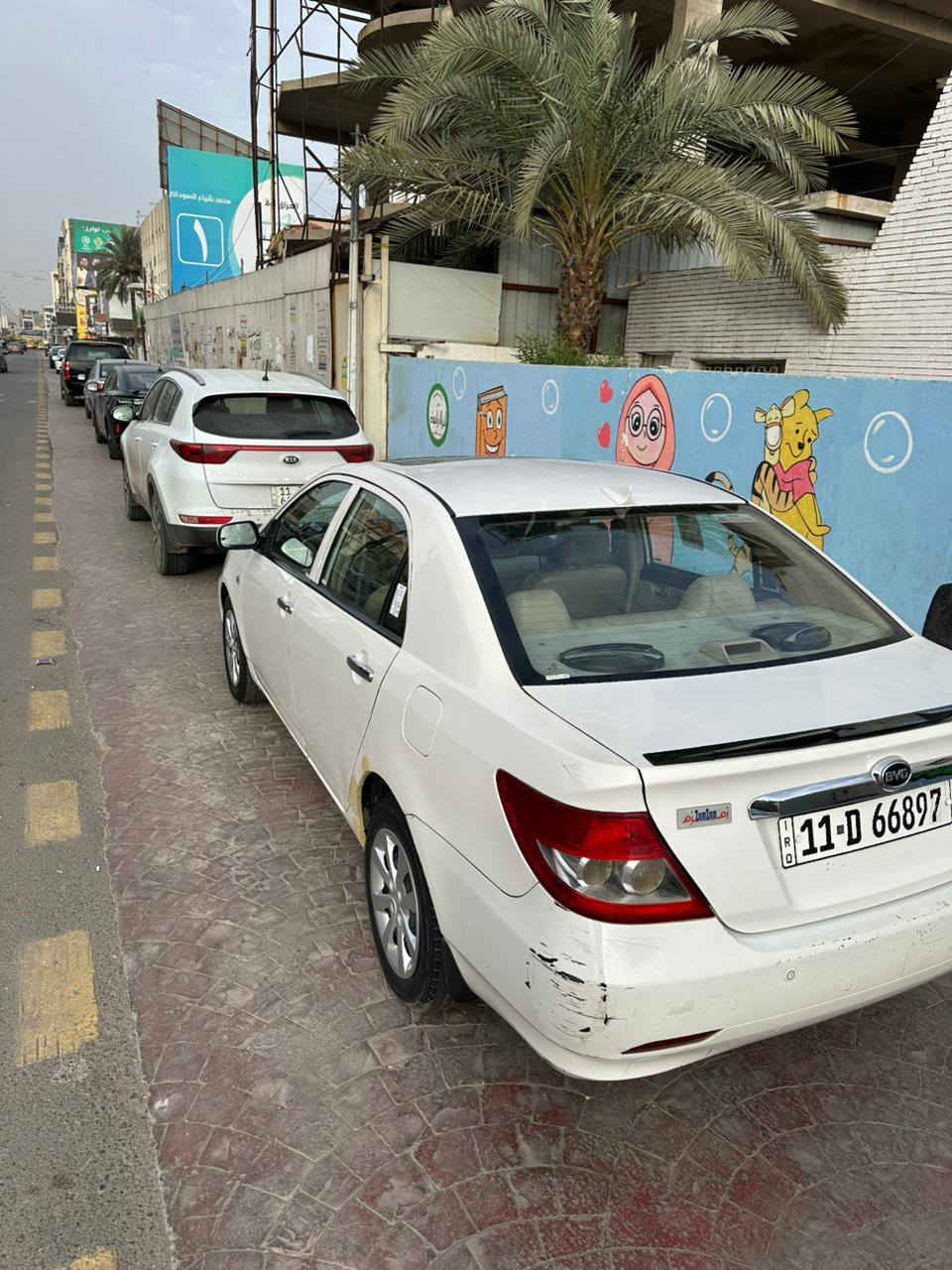 السلام عليكم بي واي دي اف 3 رقم بغداد الدولي تحولي ثاني يوم السيارة بسمي مكان  السيارة المنصور گير ومحرك مكفولة گير اوتماتيك *********** السعر 65وبيها مجال
