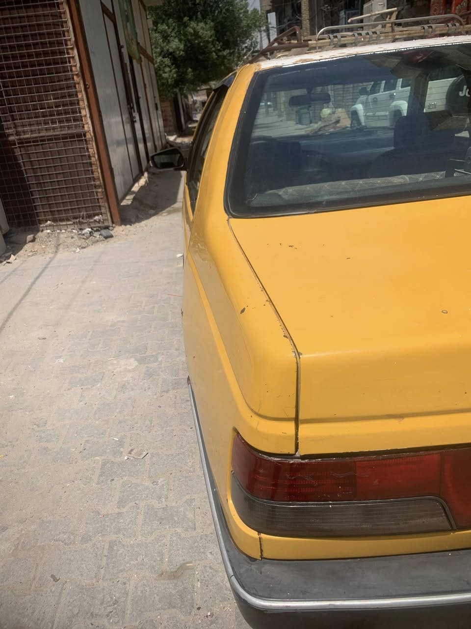 بيجو رواى موديل ٢٠٠٩مصفره هيئه وغرامات باسمي تحويل مباشر مكان السياره بغداد حي اور *********** واتساب 
السعر ٢٠وبيه مجال قليل
