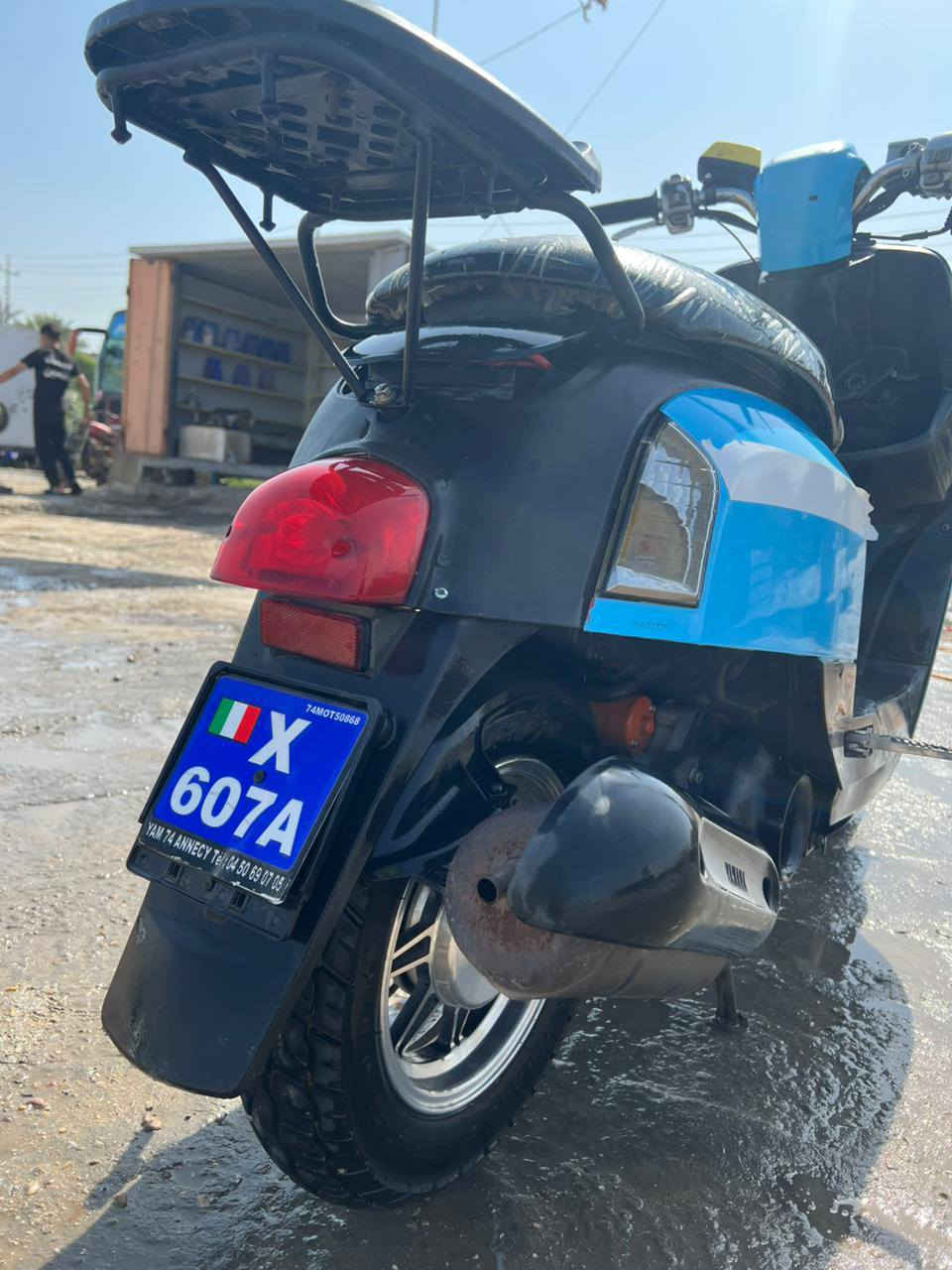 للبيع 600 وبيها مجال ***********

