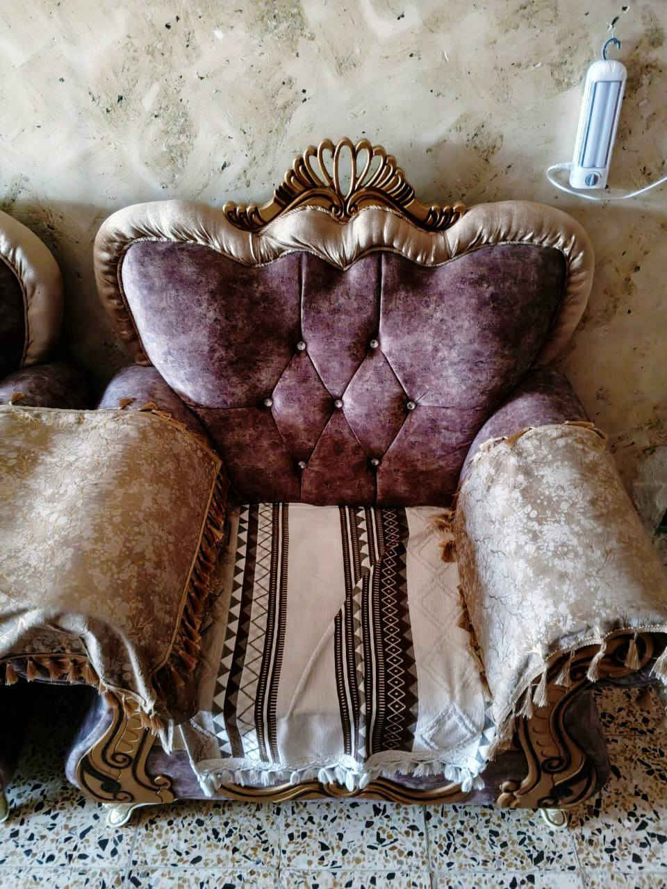 السلام عليكم متوفر
1- تخم ملكي درجه اولى للبيع نظيف اخو الجديد صار شهرين من أشتريته
2- ومعرض تسكام خشب صاج صار ست اشهر من سكمته 
 سبب البيع انتقال من بيت كبير الى بيت صغير 
*********** اتصال او راسليني ماسنجر
السعر قيمو بما يرضي الله
