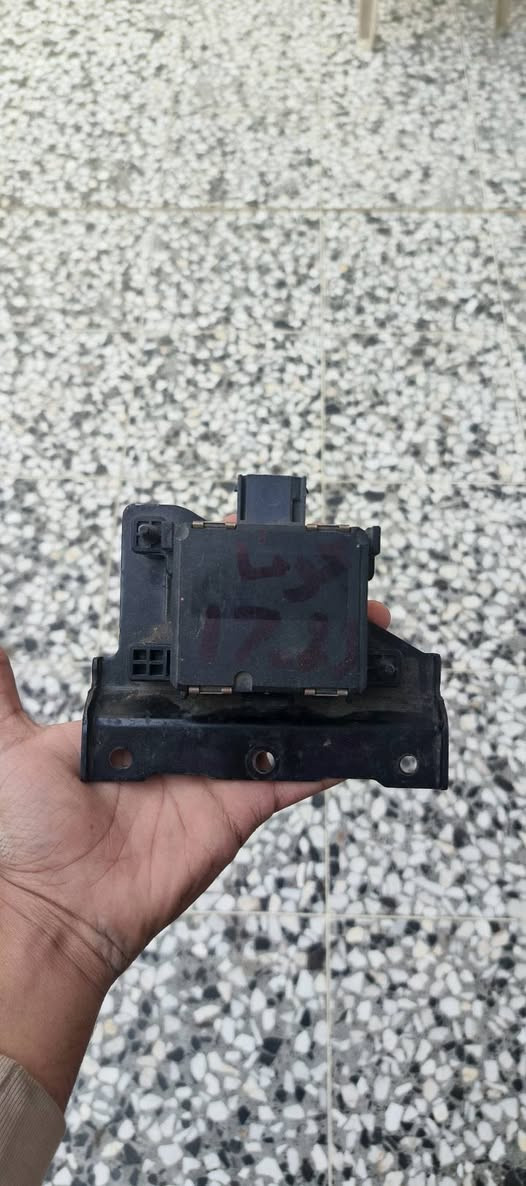 رادار هونداي كونا أمامي 2023 
السعر 150الف 
للتواصل  ***********
