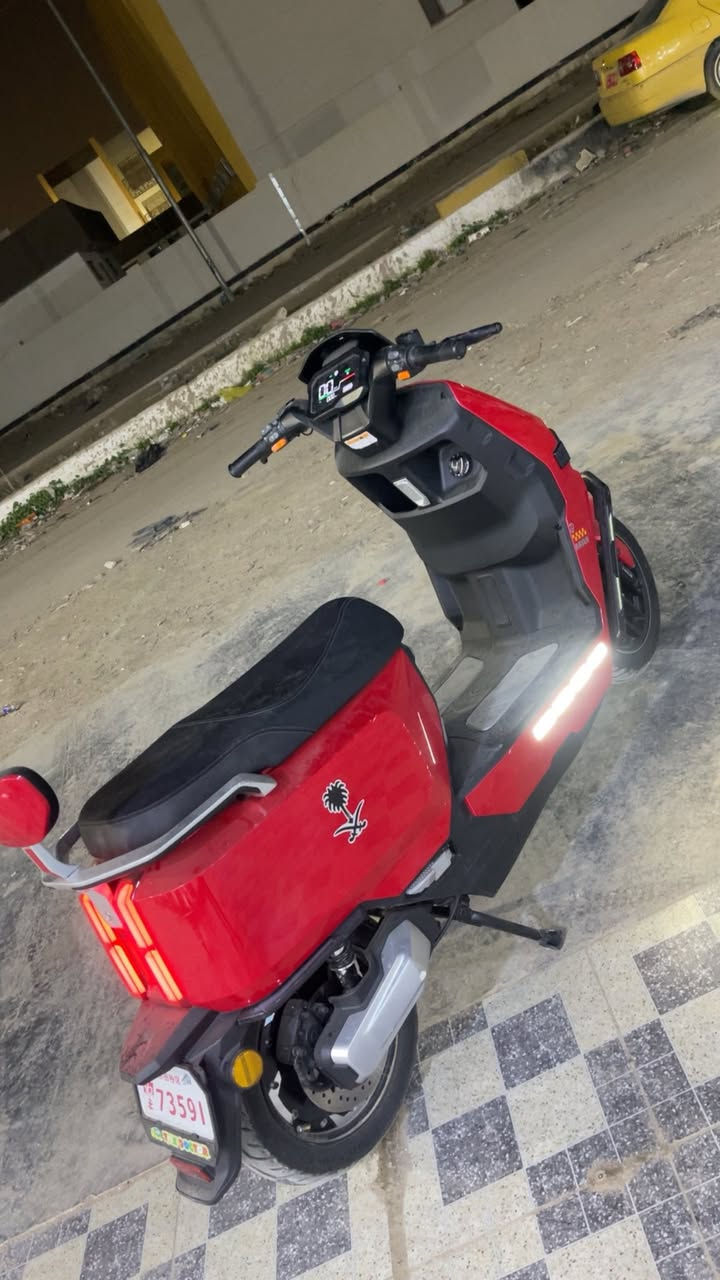 دراجة شحن الريان وحش الكون مستخدمة شهر كاملة مابيهة نقص 6 بطاريات مسطرة سعرهة 850 الف 
مكاني بغداد العامرية ***********
