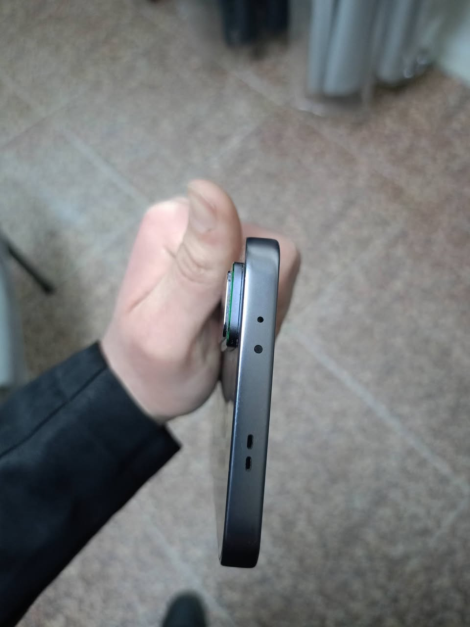 موبايل جيتي 30 برو موبايل جديد مستخدم قليل نضيف لك شخطة مابي كارتونو وغراضو كامل + وية مبرد مال جهاز مالو الاصلي يشغل 120 فريم ببجي سعر 340 بي مجال الشراي يجي خاص مكاني موصل ايسر


**إذا كنت صاحب هذا الإعلان وتريد حذفه لأي سبب، رجاءا أرسل رسالة إلى الدعم الفني**