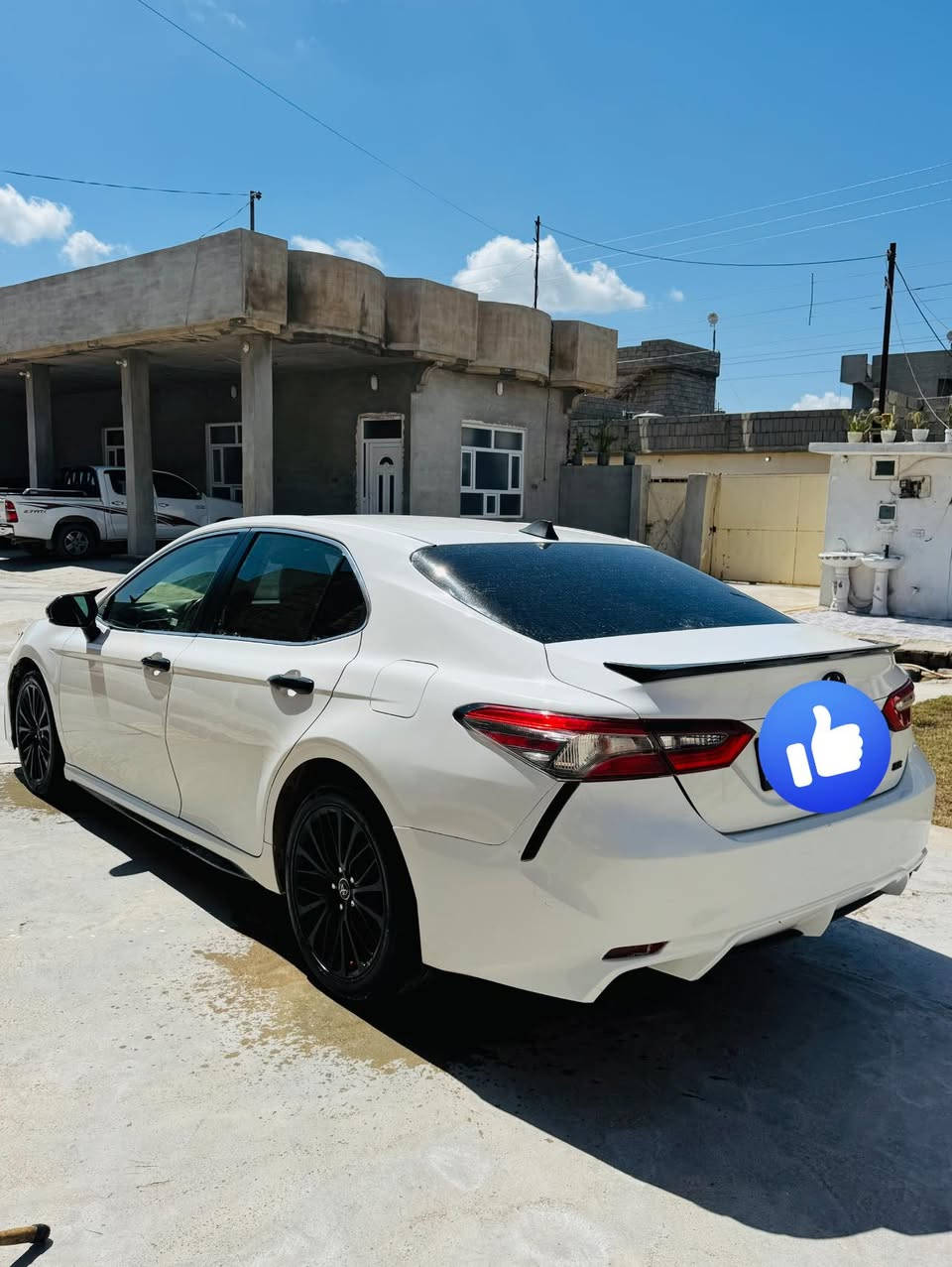 السلام عليكم كامري موديل ١٨ للبيع ظرر جاملق الخلفي بدون داخل فقط السعر ١٨٠  اتصل ‭٠٧٧٣ ٦٩٤ ٥٦٧٩‬
