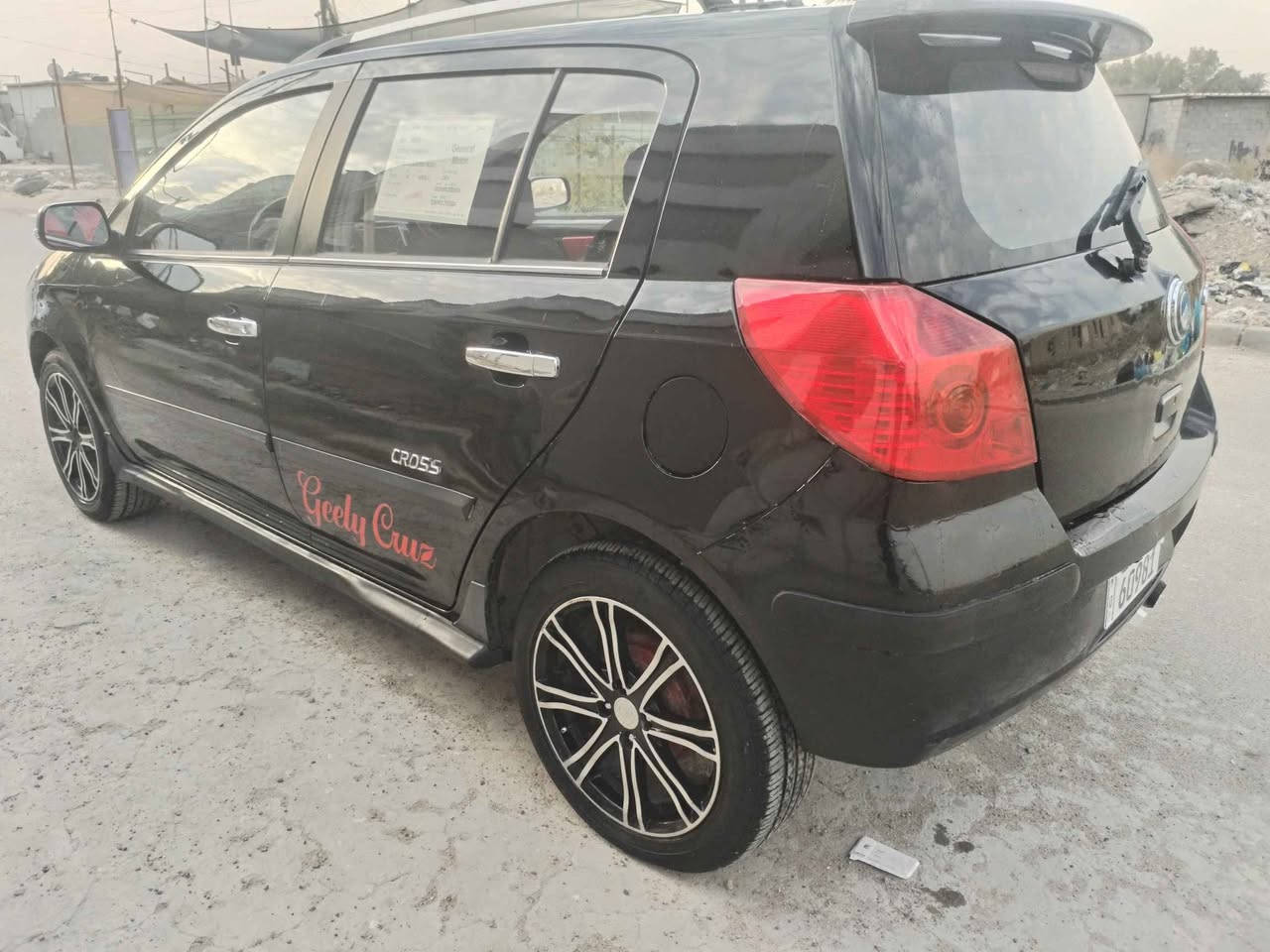 جيلي كروز ٢٠١٣ للبيع سياره جاهزه مكينه وكير كفاله دواخل حلوه كشر حلو بدون حادث تخم تاير   سياره بااسمي سنويه جديده تحويل مباشر العنوان البياع *********** السعر ٤٣ بغداد, العراق
